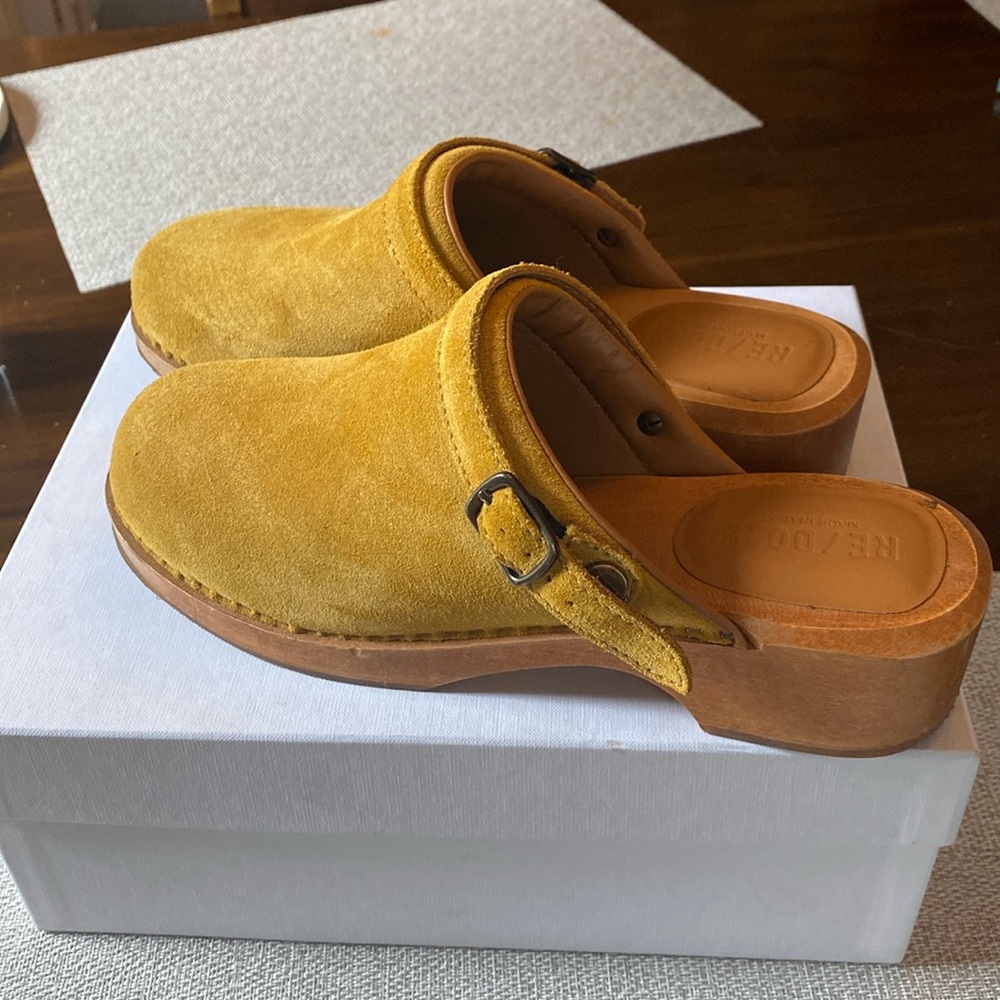 RE/DONE Yellow Suede 70s Classic Clog